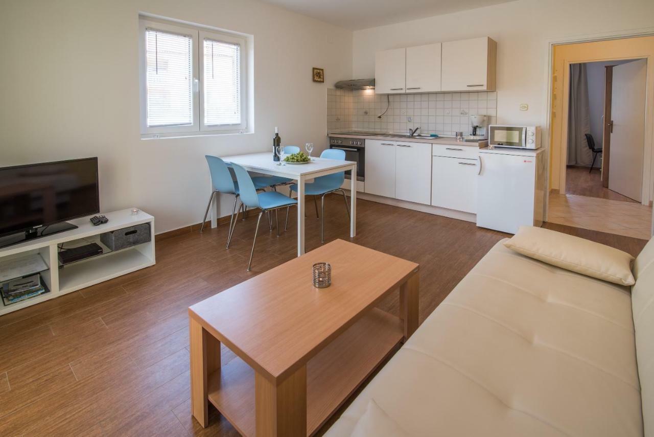 Apartments Sanjin Корнич Экстерьер фото
